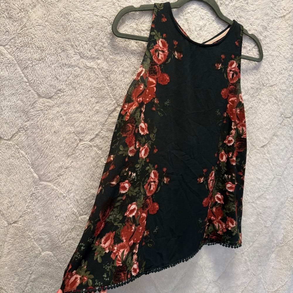 Xhilaration Floral Rose Tank M Dark Gothic Romantic Feminine Alt Girl Indie Boho